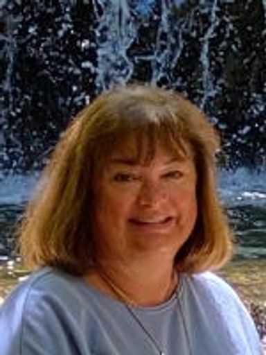 Jennifer  Lynn Stirrat